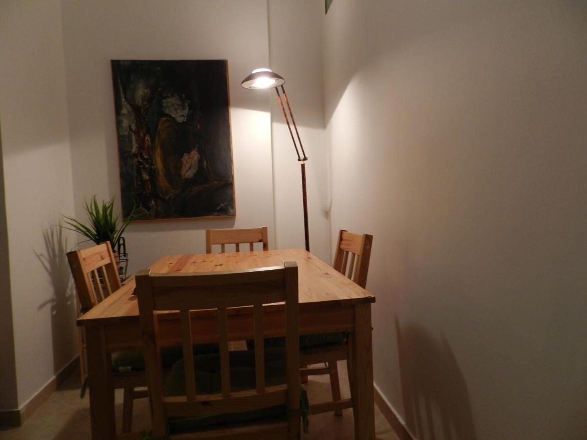 Vasia's Cosy In Athens, 