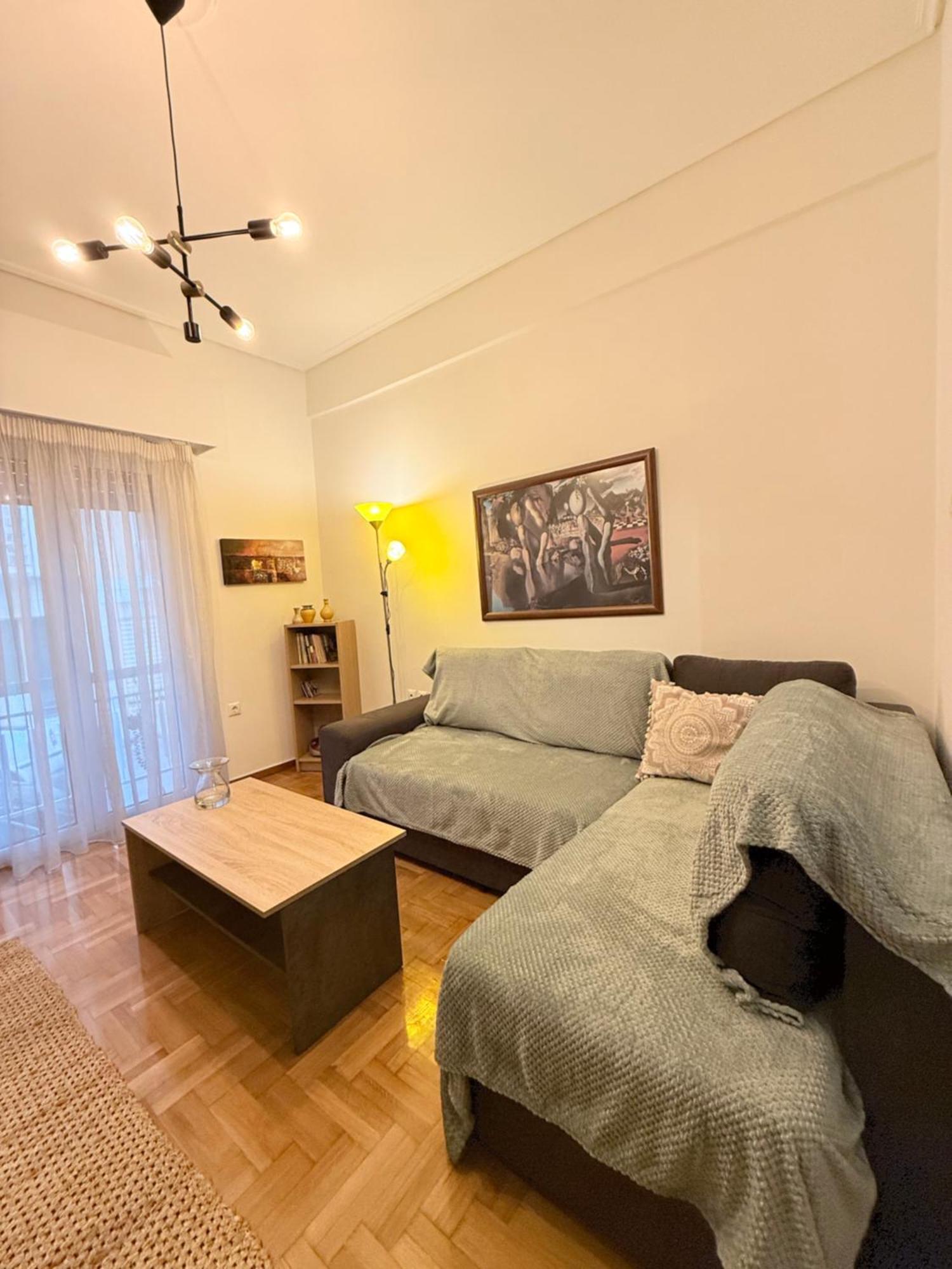 Vasia's Cosy In Athens, 